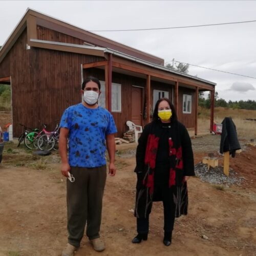 10 ABRIL - Una de las primeras gestiones realizadas, junto a nuestro equipo territorial de Malleco, fue reunirnos con el Comité Habitacional de Purén, para que 57 familias de la comuna pudiesen concretar el sueño de su casa propia. Tras diversas acciones, hoy visitamos a Víctor Millao, presidente del Comité, pues tras un largo camino hoy por fin estas personas tienen las llaves de su hogar. ¡Felicitaciones! y gracias por confiar en nuestro trabajo.