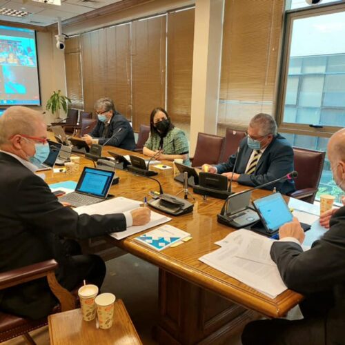 26/11  COMISIÓN DE ECONOMÍA. Hoy continuamos el estudio del proyecto que busca mejorar la calidad del gasto público, acordamos enviar las más de 80 indicaciones presentadas por la Comisión al Ejecutivo, de manera de formar una mesa de trabajo junto a nuestros asesores, con el fin de mejorar la iniciativa legal presentada por el Gobierno.