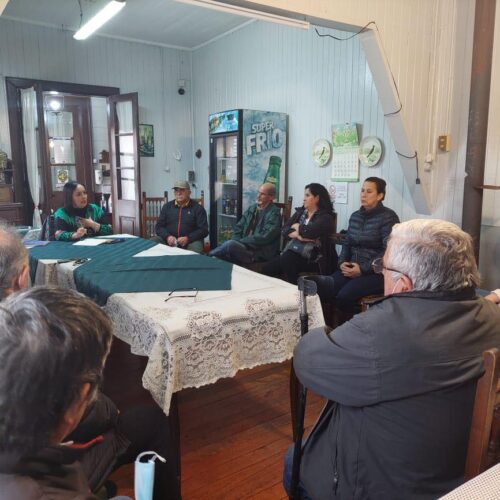 22/09 - Reunión con Patricio Novoa y agricultores de Collipulli*. En esta reunión abordamos el impacto para los agricultores de la zona que han sido afectados por atentados. Hablamos de lo que se viene en materia constitucional y cómo podemos aportar a la seguridad de ellos y del sector.